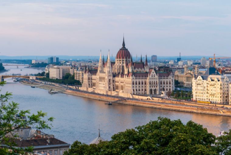 Study in Budapest with Studygram