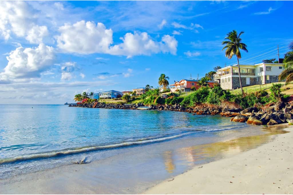 grenada_beach-side